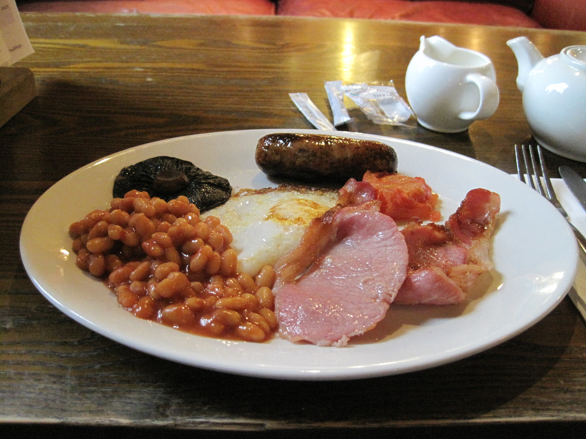 NHS urged to ditch hospital food linked to cancer concern